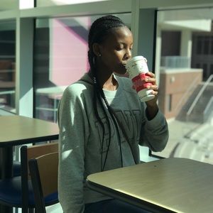 Meet your Posher, Kayla